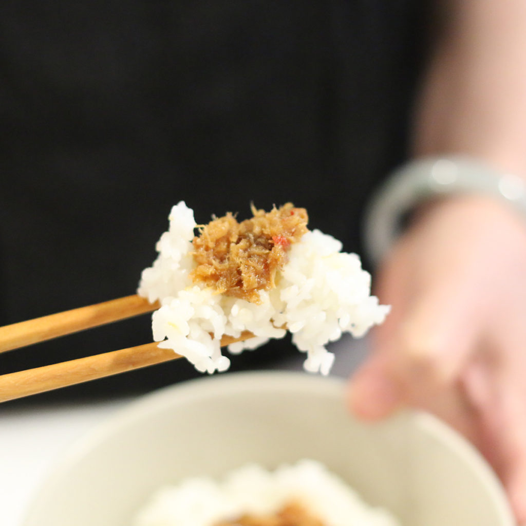 秋葵x鯖魚醬食譜-芝麻清油料理